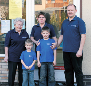 Wäscherei Nestroy DIe Familie